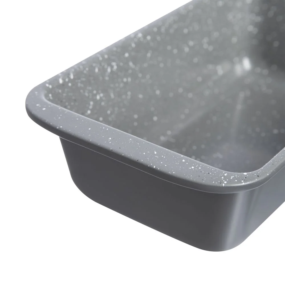 Detalhe da forma retangular 27 cm Tognana